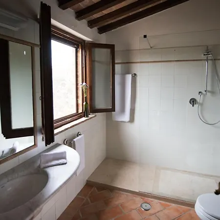 Monacianello - Fontebelvedere Wine Estate Apartahotel