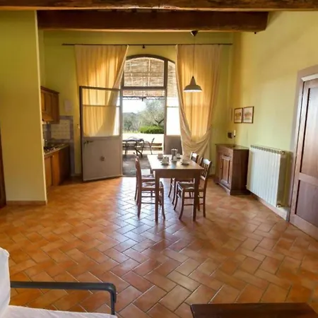 شقة فندقية Monacianello - Fontebelvedere Wine Estate Ponte A Bozzone